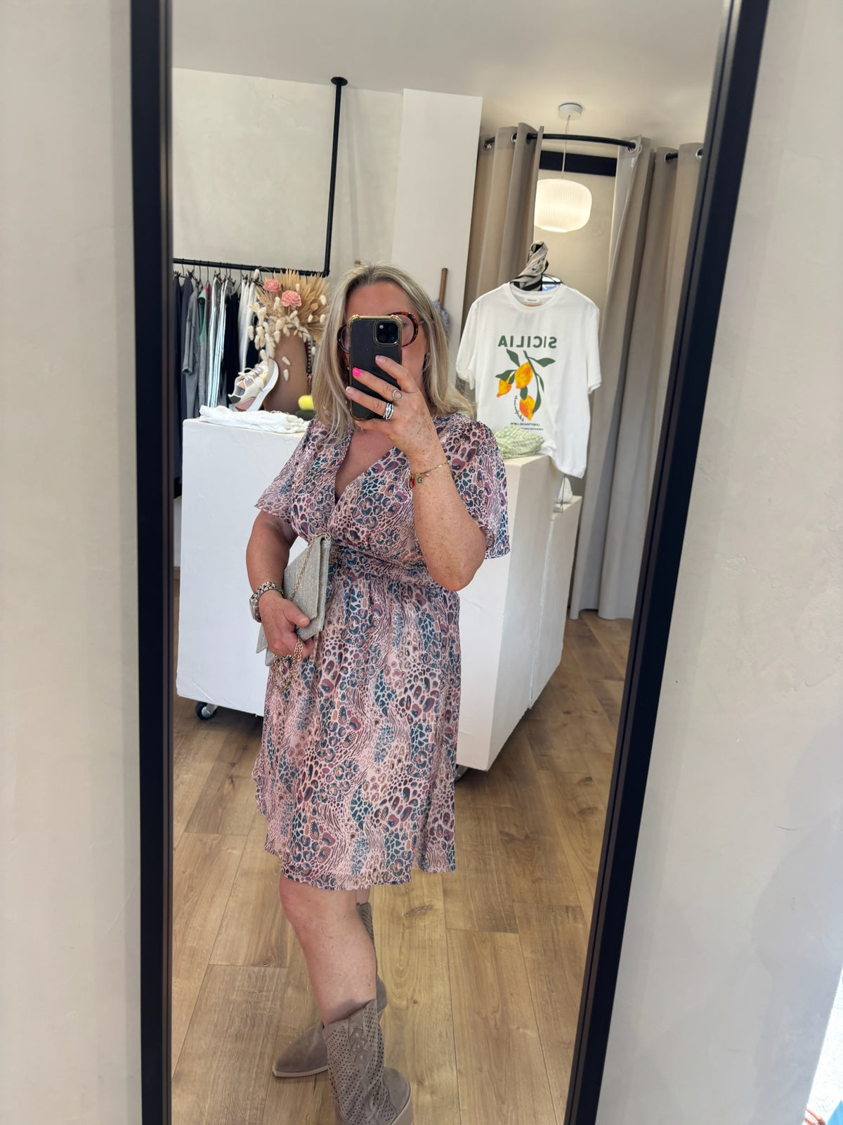 Robe courte motifs beige - Sophia