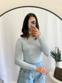 Haut bleu ciel - Anais