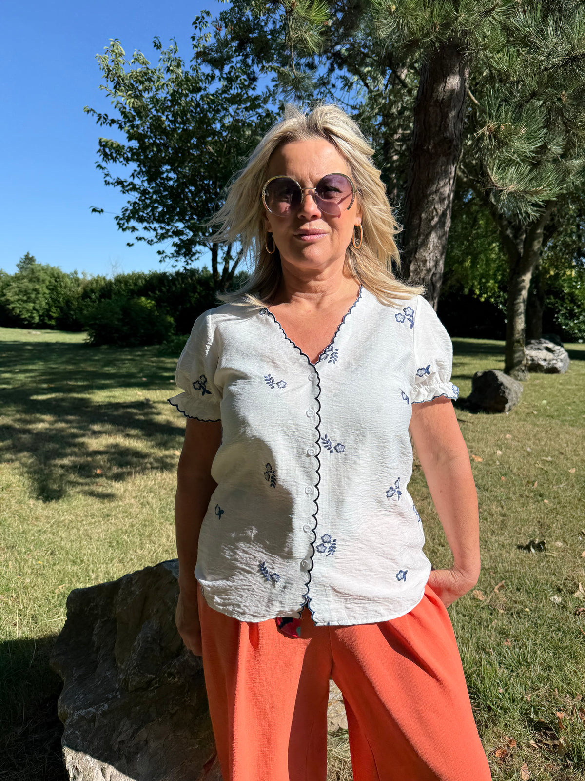 Blouse sans manche motifs - Atrance