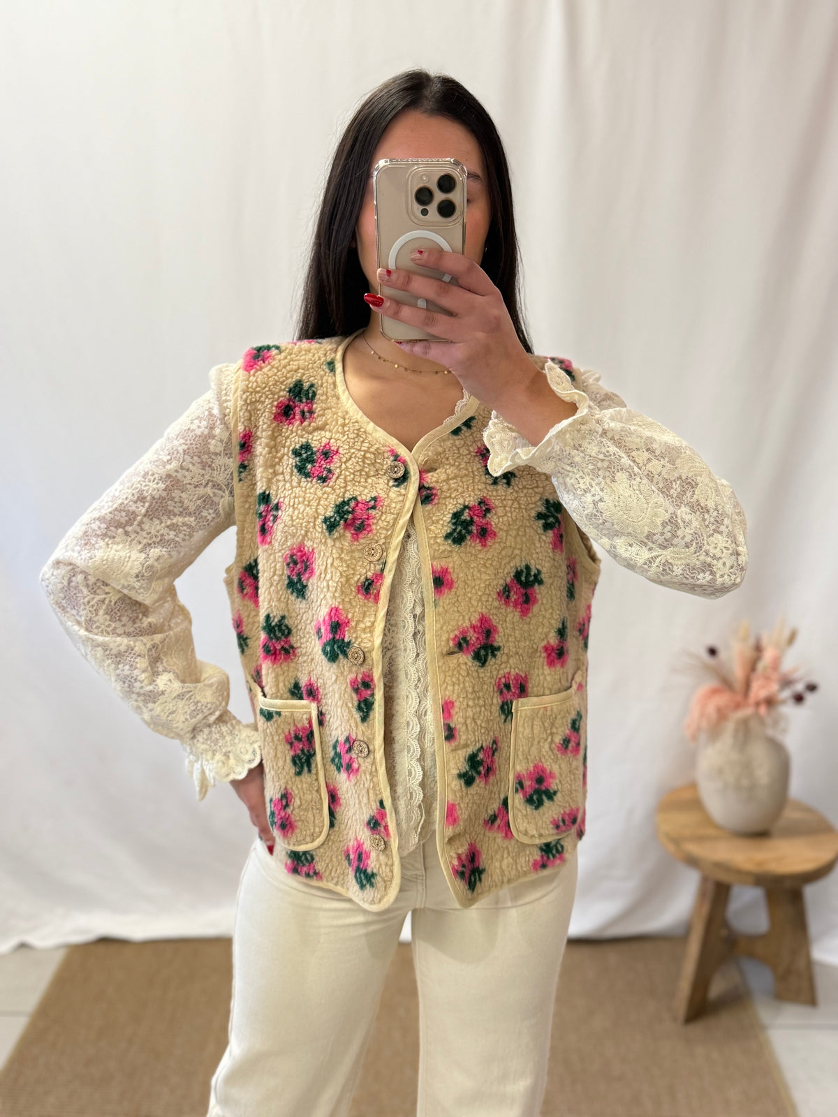 Gilet moumoute fleurie - Mia