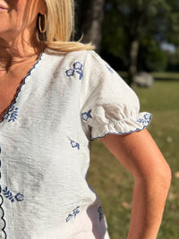 Blouse sans manche motifs - Atrance
