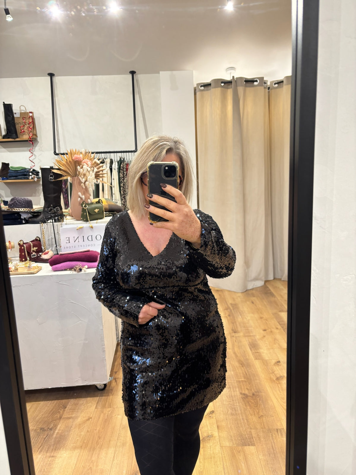 Robe noir sequins - Madie