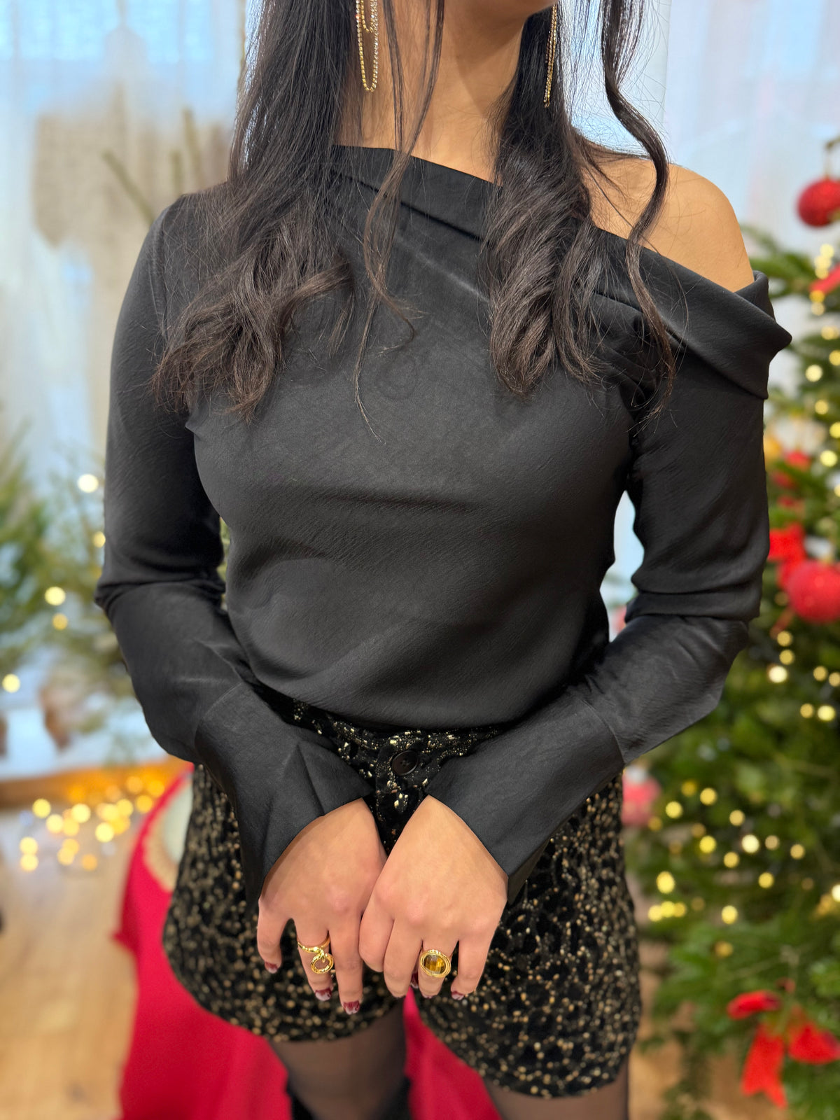 Haut noir épaule - Héra