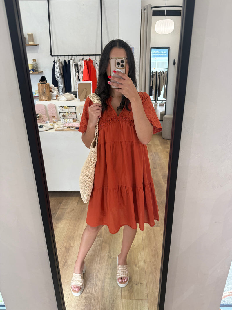 Robe broderie - pia