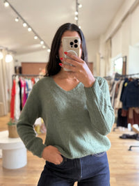 Pull Kaki - Nina