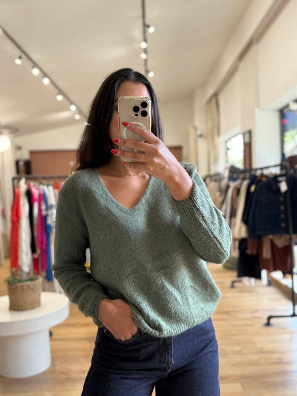 Pull Kaki - Nina