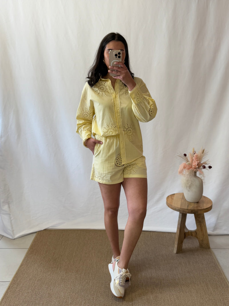 Short broderie jaune - Selia