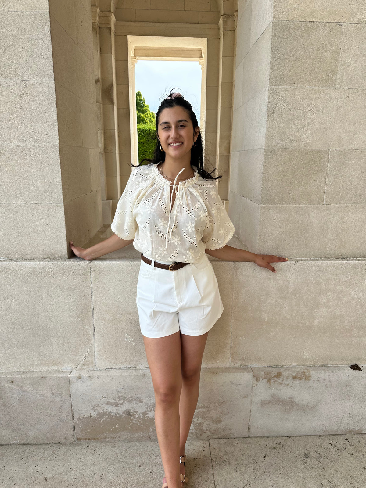 Blouse broderie beige - Pauline