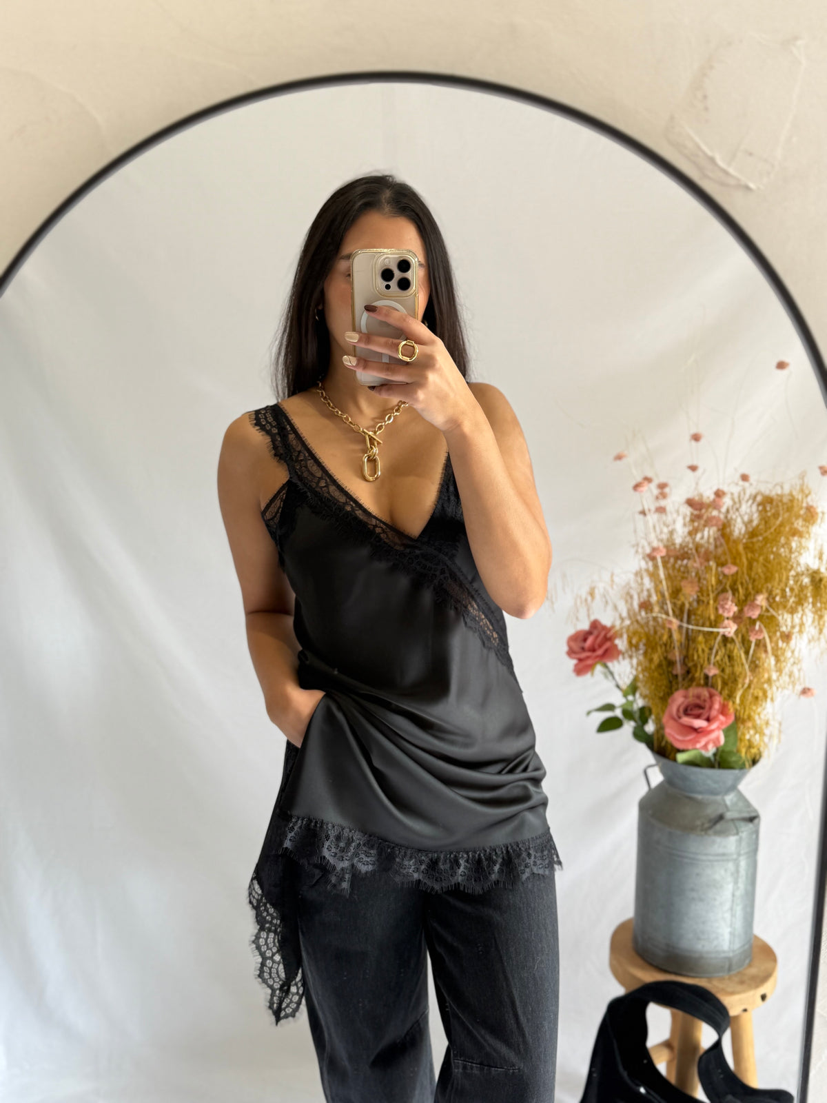 Robe noir dentelle - Iruis