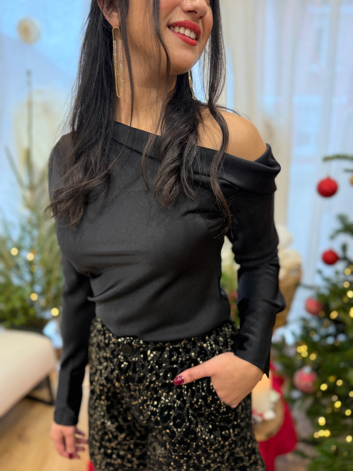 Haut noir épaule - Héra