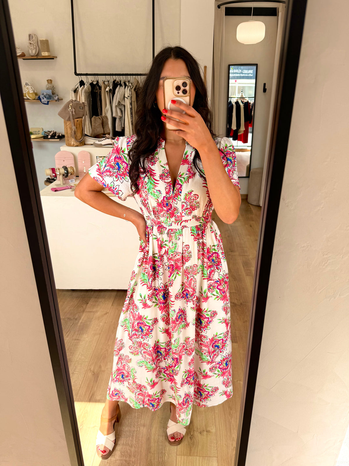Robe motifs - Sarah
