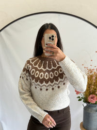 Pull beige motifs  - Jade