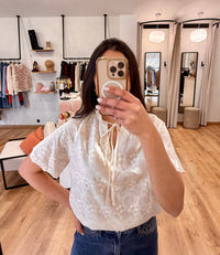 Blouse broderie beige - Camille