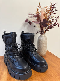 Boots noir lacets - Manon