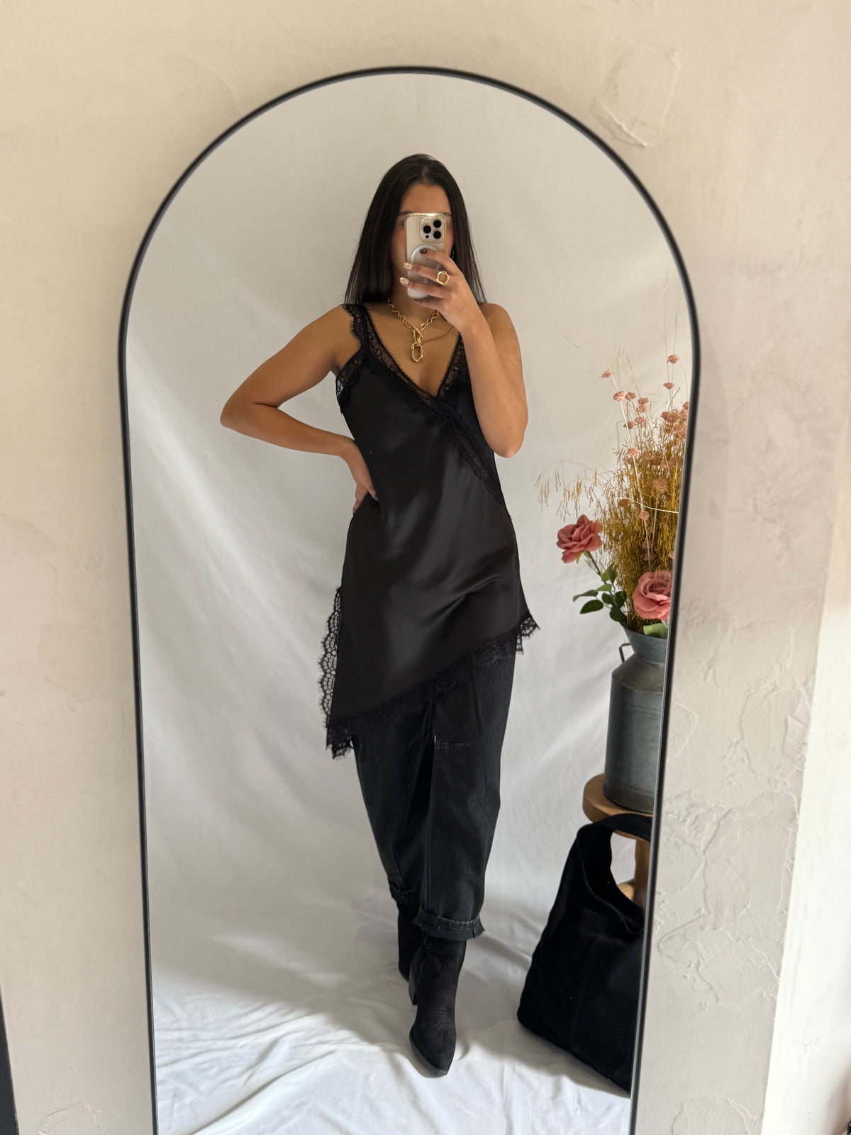 Robe noir dentelle - Iruis