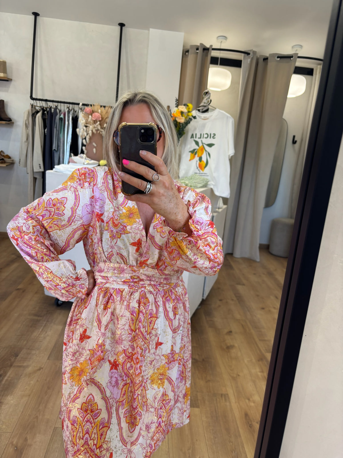 Robe Motifs Rose - Mathias