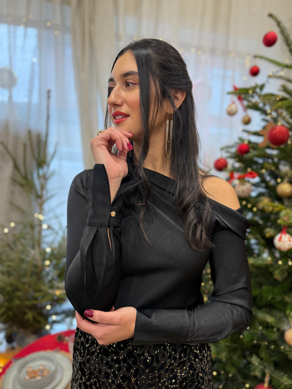 Haut noir épaule - Héra