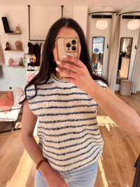 Haut bleu marine - Adele